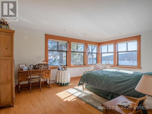 21660956-LargePhoto-10