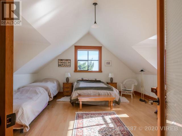 21660956-LargePhoto-12