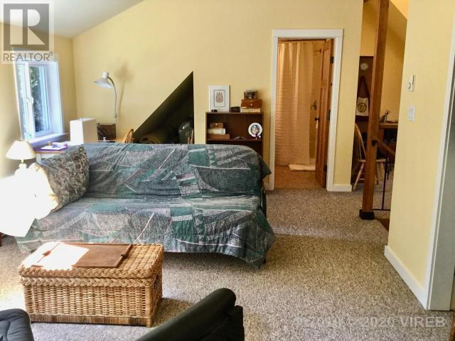 21704925-LargePhoto-28