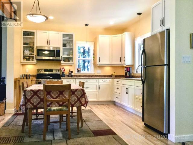 21704925-LargePhoto-4