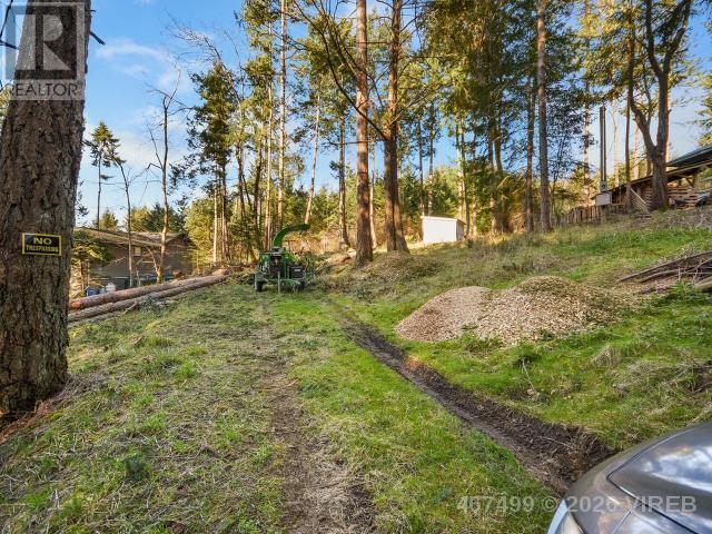 21739235-LargePhoto-13