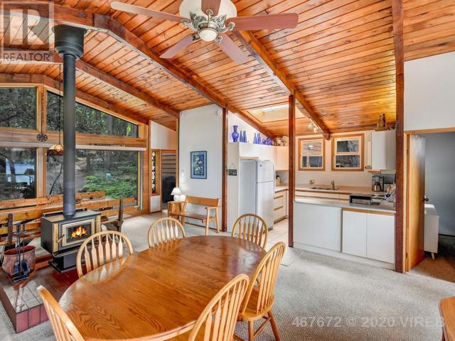 21753421-LargePhoto-12