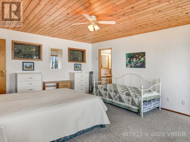 21753421-LargePhoto-33