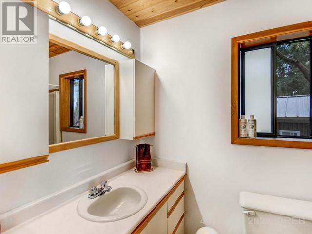 21753421-LargePhoto-35