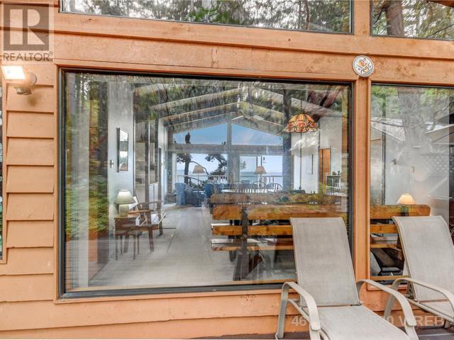 21753421-LargePhoto-39