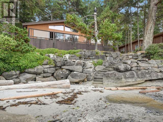 21753421-LargePhoto-50