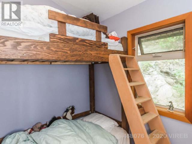 21786209-LargePhoto-12