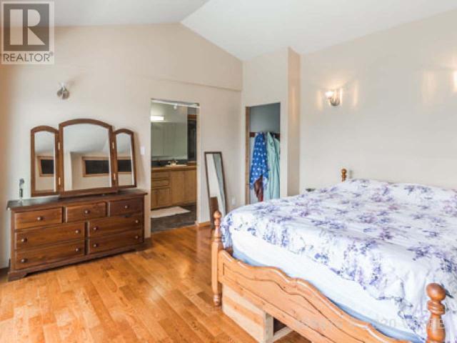 21786209-LargePhoto-16