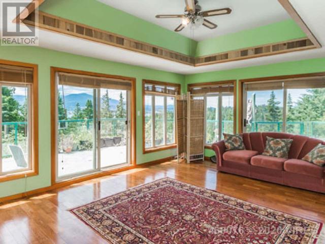 21786209-LargePhoto-26