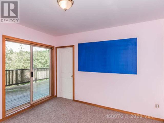 21786209-LargePhoto-32