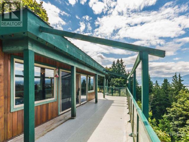 21786209-LargePhoto-48