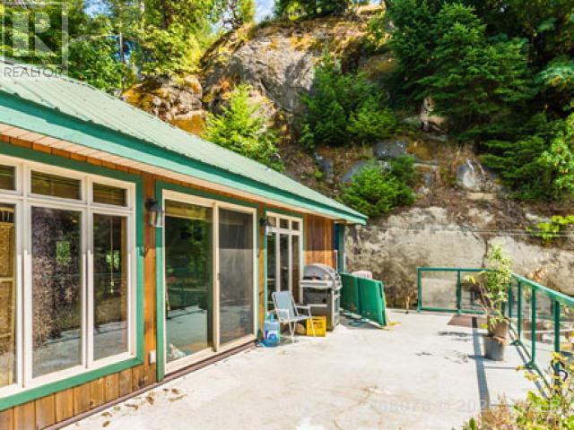 21786209-LargePhoto-53