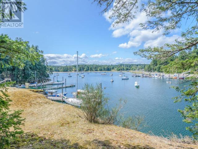 21806117-LargePhoto-31