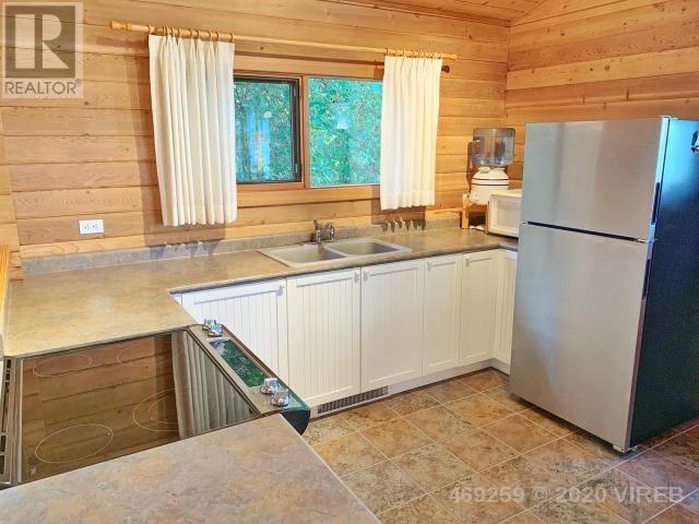 21885184-LargePhoto-12