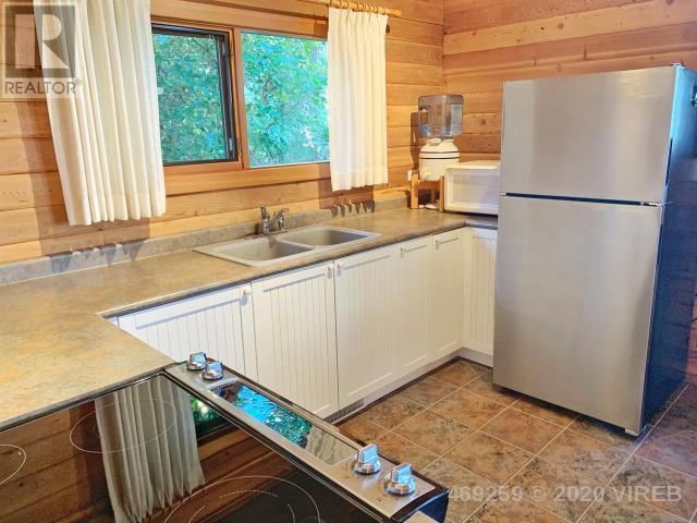 21885184-LargePhoto-13