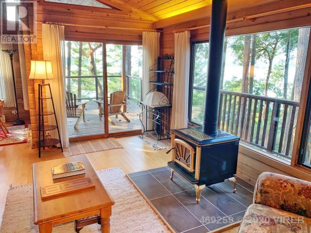 21885184-LargePhoto-16