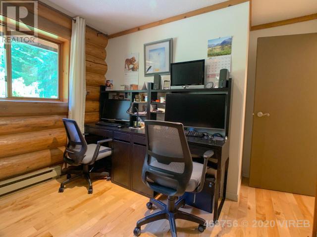 21935349-LargePhoto-22