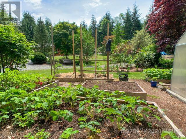 21935349-LargePhoto-33