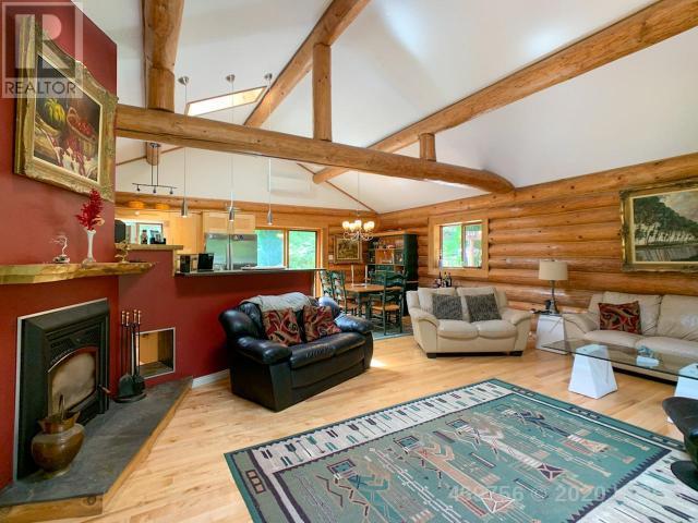 21935349-LargePhoto-5