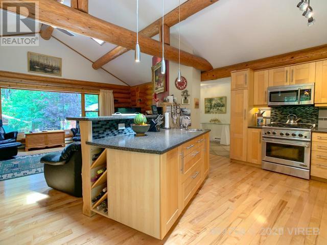 21935349-LargePhoto-8