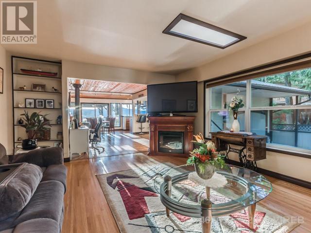 21949033-LargePhoto-10