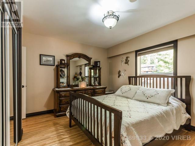 21949033-LargePhoto-5